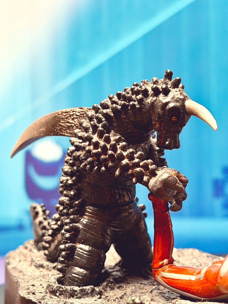 ウルトラ怪獣戯画「セブンが死ぬ時！東京は沈没する！」 片割れだから