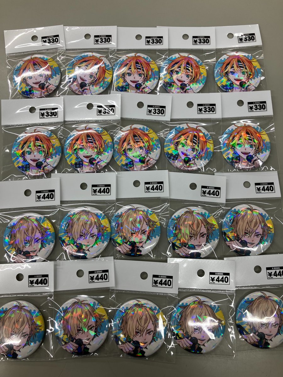 18TRIP 衣川 季肋 エイトリ タワレコ ホログラム 缶バッジ 18TRIP_(