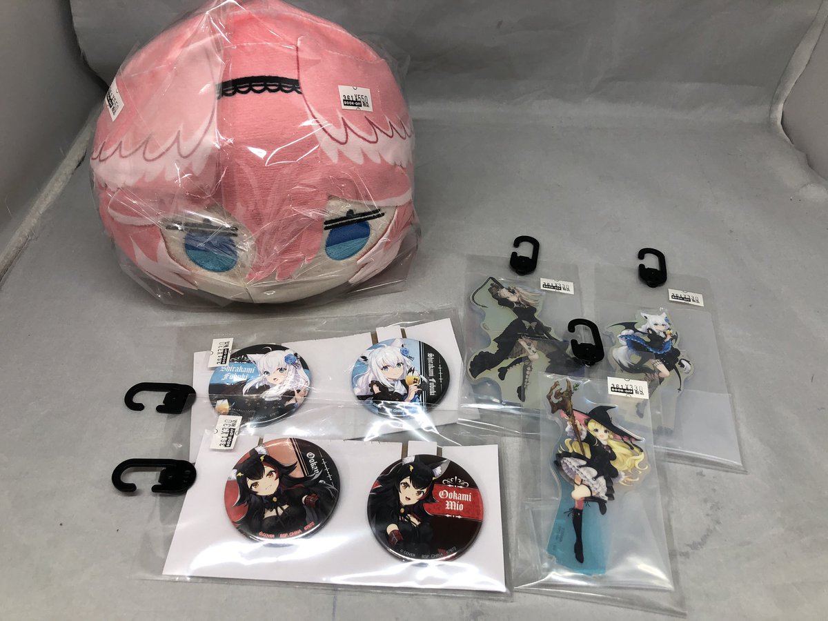 こちら本日入荷いたしました♪ アニメグッズ売り場にてお買い求め