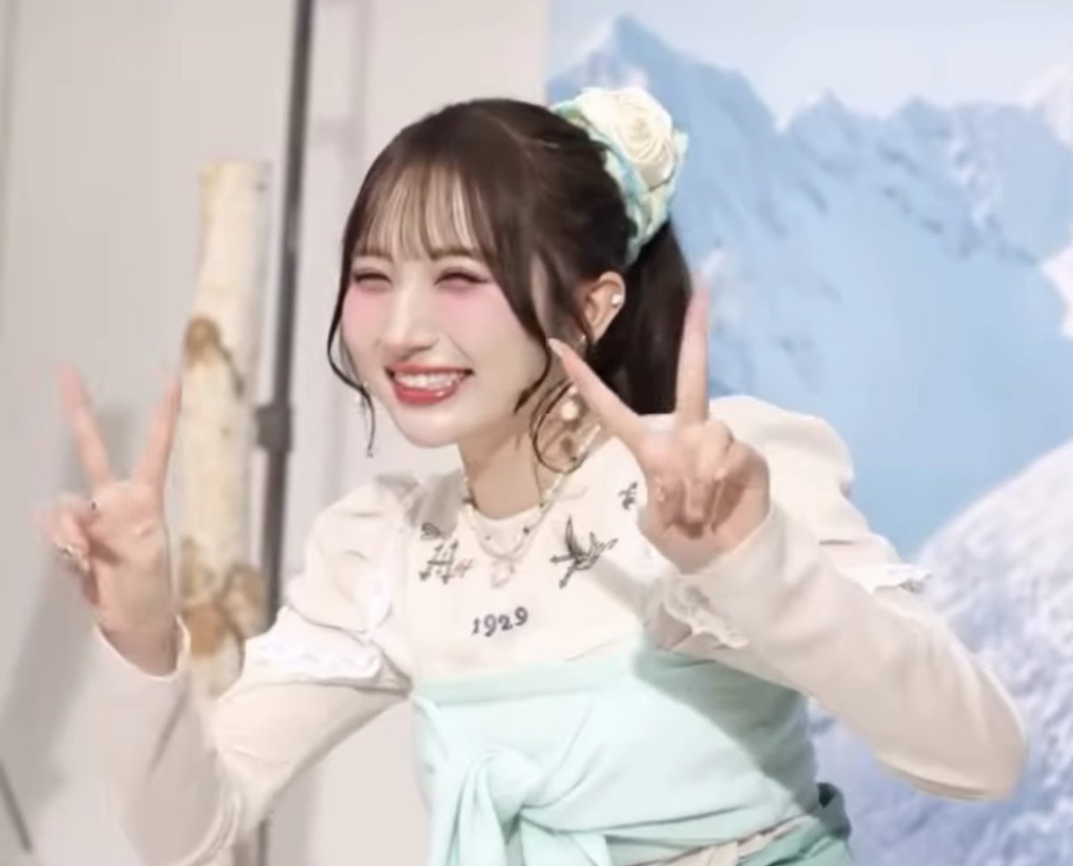 1日の疲れは桜餅の可愛さと笑顔で完全に回復致します。仲良し過ぎな