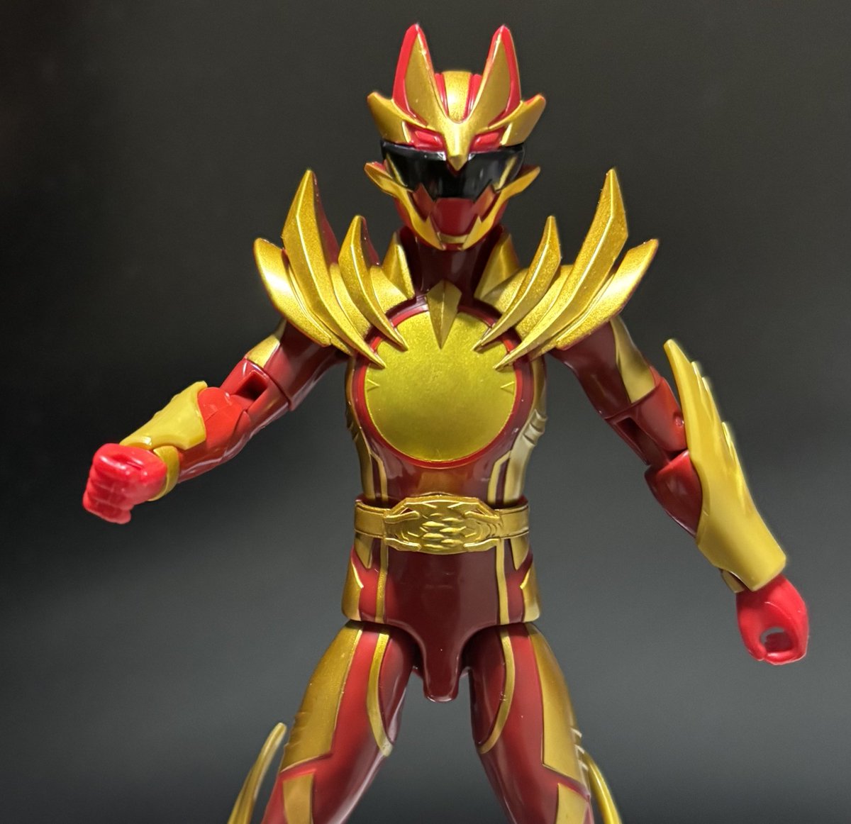 テガソードゴジュウウルフも買っちゃった…