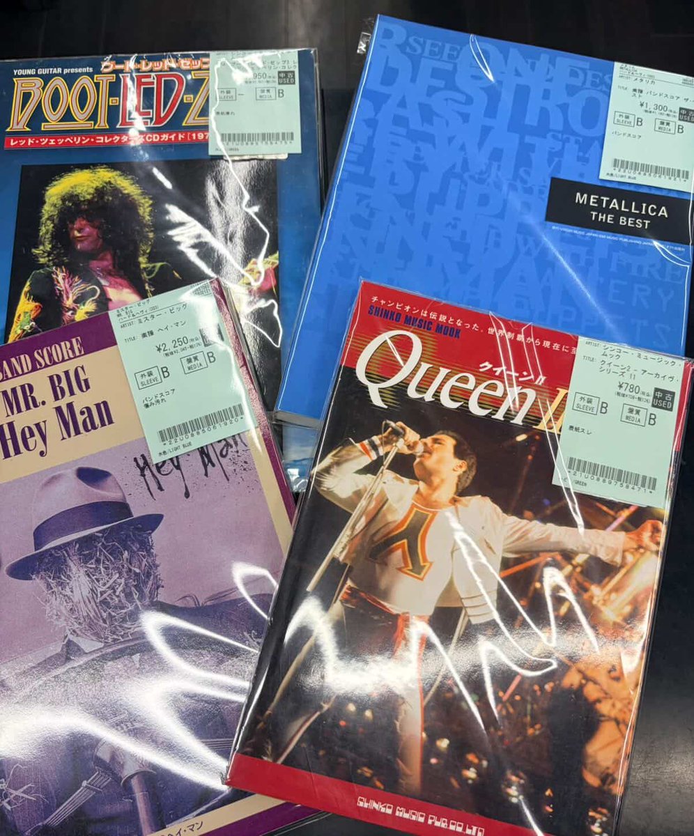 新着中古情報💿】 HARD ROCK/HEAVY METALの中古書籍が、少量ですが入荷