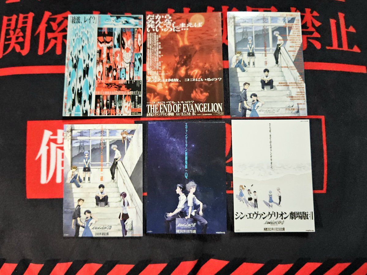 これまでの月1エヴァンゲリオン、入場者特典ステッカー 明日からついに