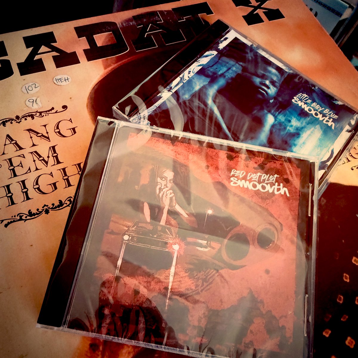 SUPPORT EM🔥🙏🏼💪🏼💿💿🎙️ SMOOVTH - Red Dot Plot (2011