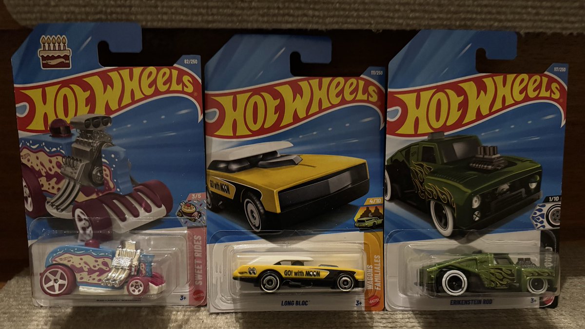 本日は2026Eケース先行販売会へ 通販分で買えなかったものをと6点ほど