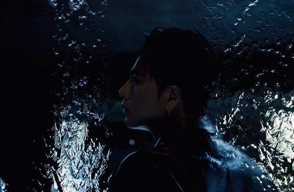 横顔ばっかりアップして🤦🏻‍♀️ MATEが臣ちゃんの横顔すきなの知っ