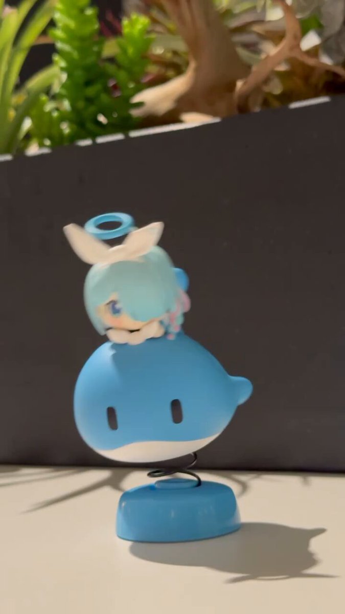 アバンギャルド！ アクリルスタンド ゆらゆらプチフィギュア アロナ