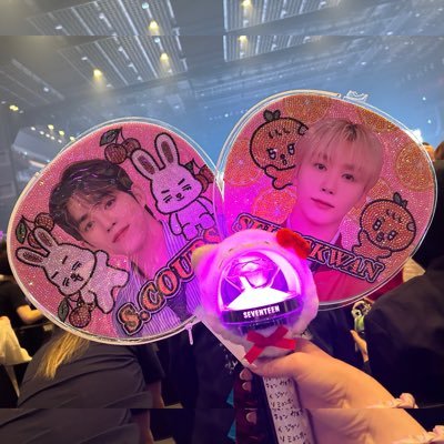 SEVENTEEN 5th Album '𝐇𝐀𝐏𝐏𝐘 𝐁𝐔𝐑𝐒𝐓𝐃𝐀𝐘'💚🤍🖤 トレカ