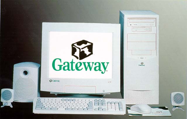ゲートウェイ、Celeron 466MHz搭載ミドルタワーPC
