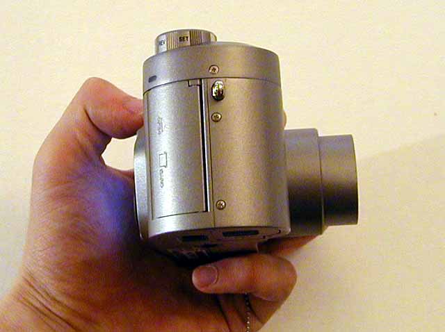 コダック 310万画素デジタルカメラ「DC4800 Zoom」