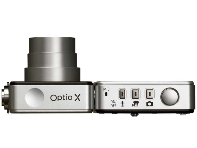 ペンタックス、スイベルボディのコンパクトデジカメ「オプティオX」