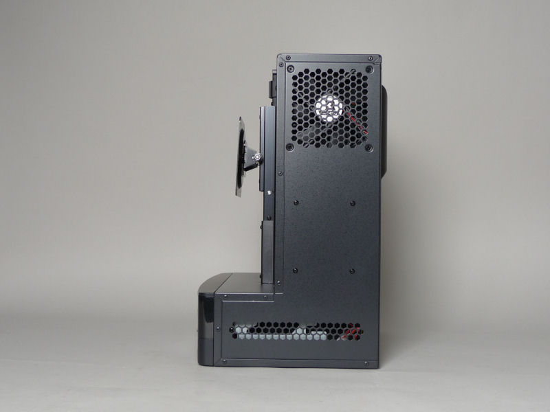 液晶一体型PCを自作できるケース3R SYSTEM「Ldorado」フォトレビュー