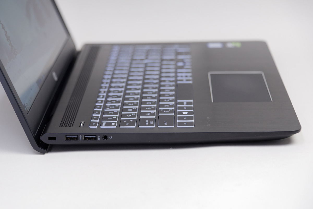 プロフェッショナルのためのノートPC「HP Pavilion Power15」の