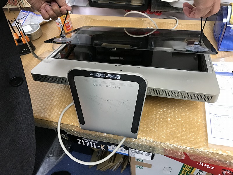 Apple一体型パソコン iMac A1224分解・HDD取り出し交換 - イマジネット