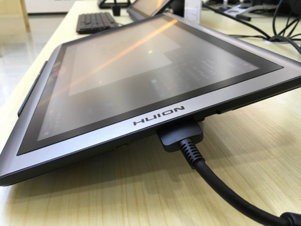 HUION液晶ペンタブレットGT-156HD徹底検証】気になる仕様一覧を