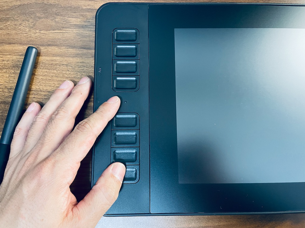 GAOMON PD1161 実機レビュー｜ 価格2万円を切る小型液タブの描き心地は