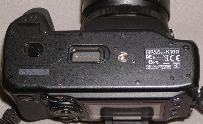 K10Dのバッテリーグリップ「D-BG2」を買いました（装着編）: PENTAX K