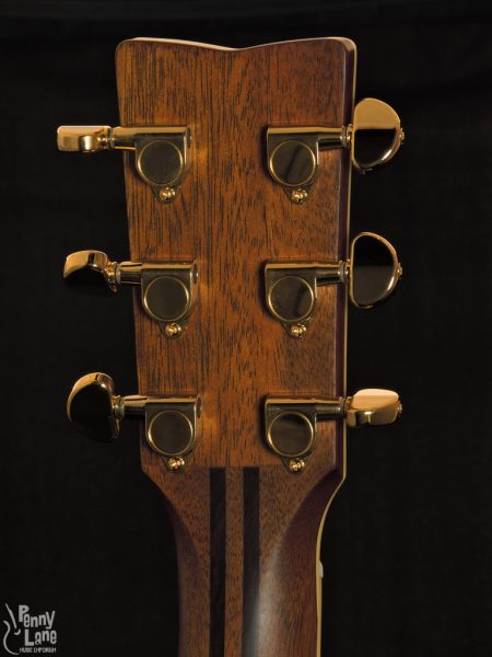 YAMAHA LL6 ARE BROWN SUNBURST ACOUSTIC ELECTRIC JUMBO GUITAR