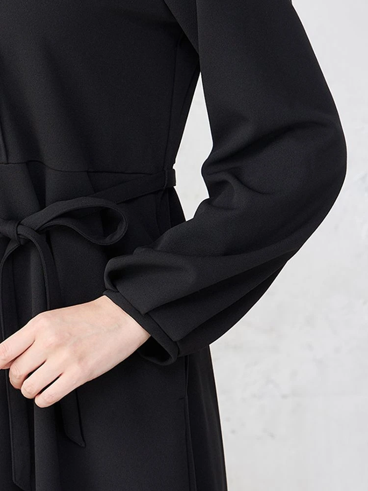 ネイビー ブローチ付き ピンタックワンピース ブラック/ネイビー