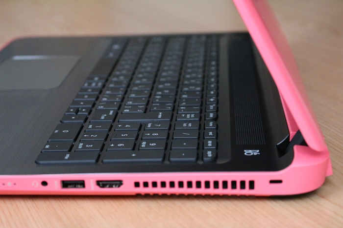 2015年夏モデルHP Pavilion 15-ab000スタンダードモデル「ピーチピンク