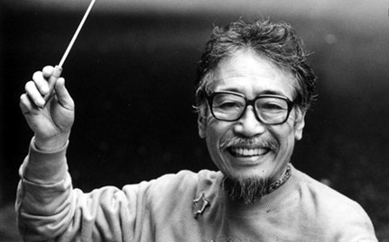 作曲家 山本直純 : 前から後ろから！