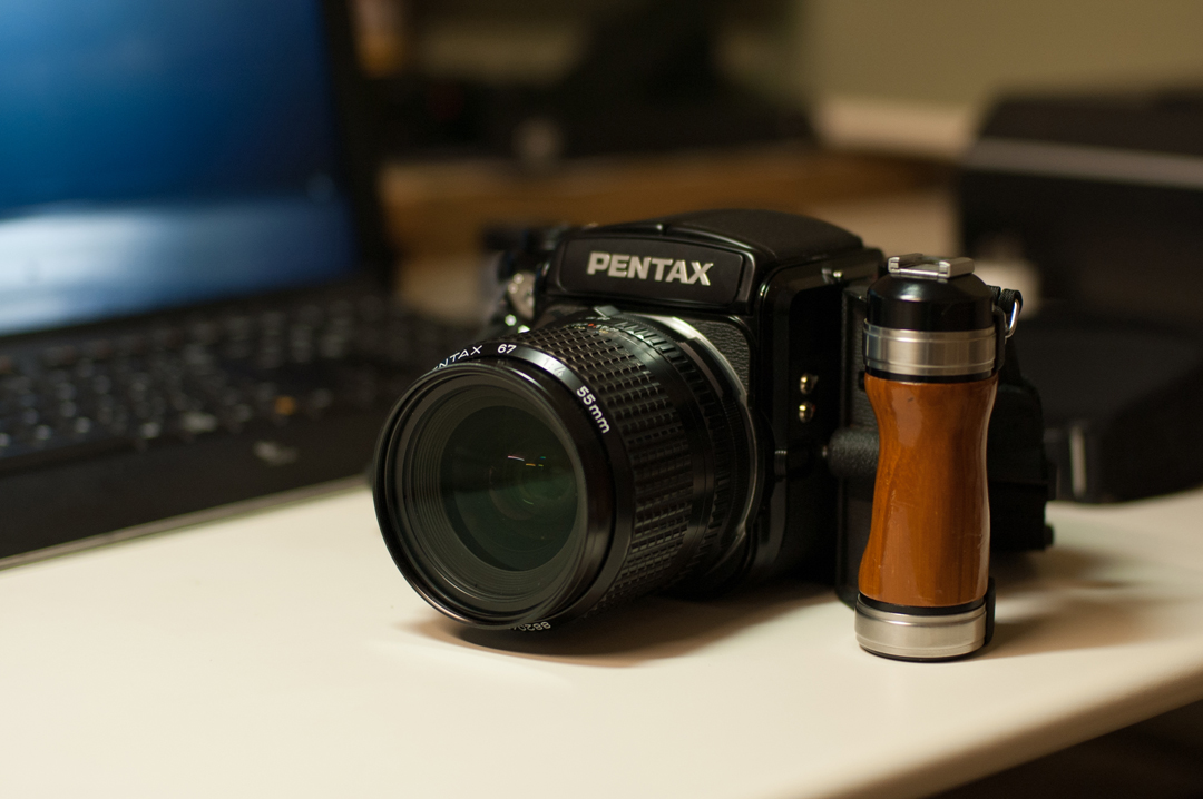PENTAX 67 【折りたたみピントフード】 : hama-take の blog