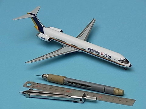 東亜国内航空】のMD-81をつくる。 : こつこつ旅客機。