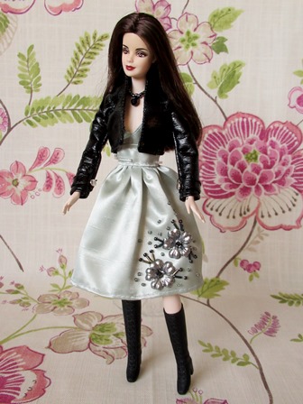 トワイライト」の「ベラ」バービー人形 : Der Liebling ～蚤の市