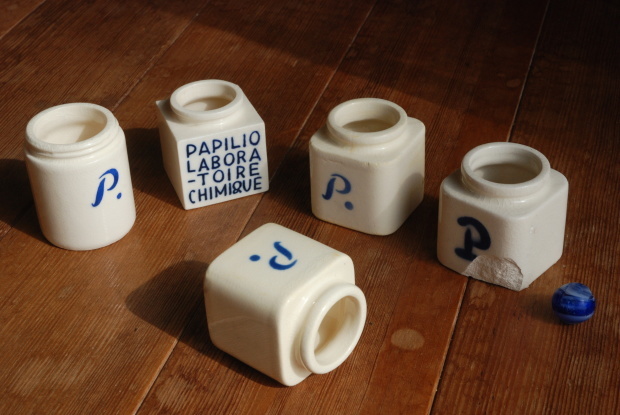 パピリオ陶器瓶 : 拾うたんじゃけえ！