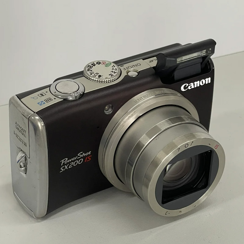 Canon PowerShot PowerShot SX200 IS 12.1MP Digital Camera - Black