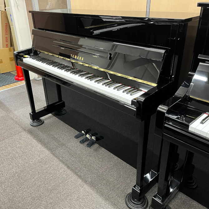 中古》b113 ヤマハアップライトピアノ | 中古アップライトピアノ