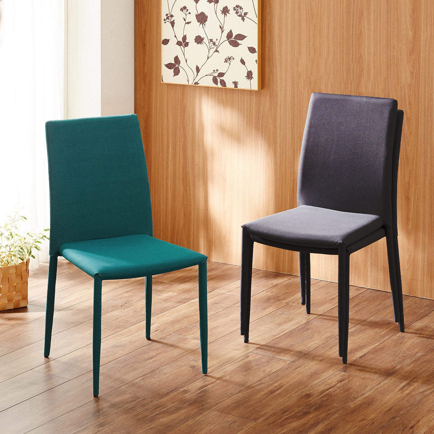 ファブリック張りのスタッキングチェア2脚セット（ダイニングチェア