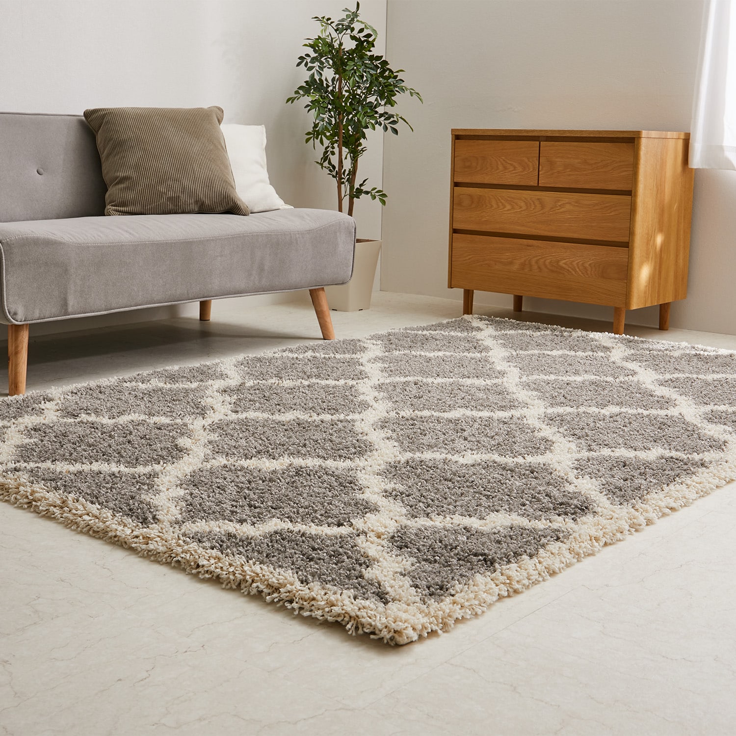 モロッカン風デザインのウィルトン織りシャギーラグ｜通販のベルメゾン