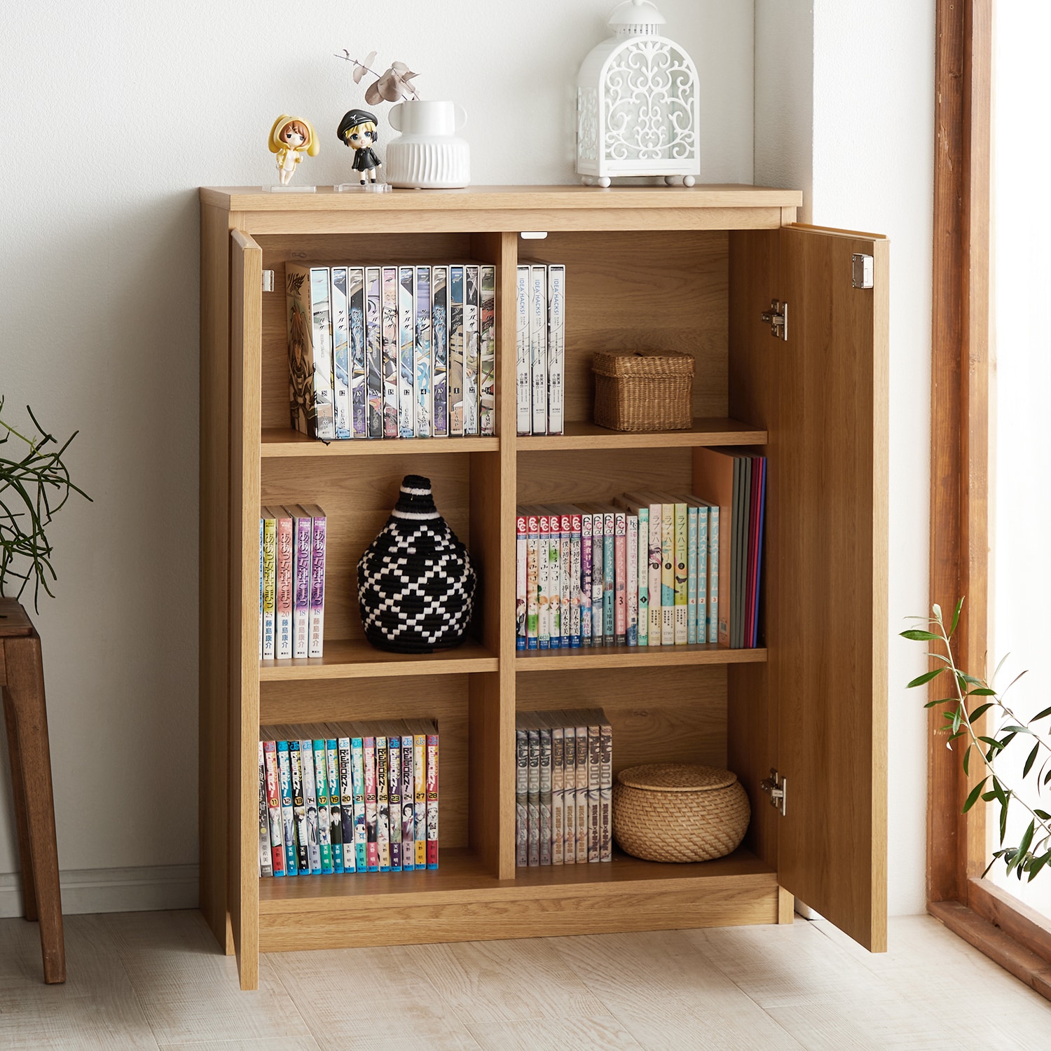 数量限定】大量収納！まるで造り付け家具のようなロータイプ同人誌