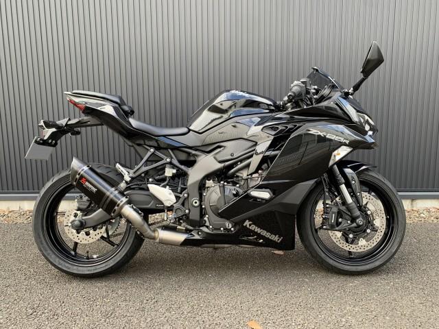 Ninja ZX-25R × AKRAPOVICフルエキゾーストマフラー（カワサキプラザ