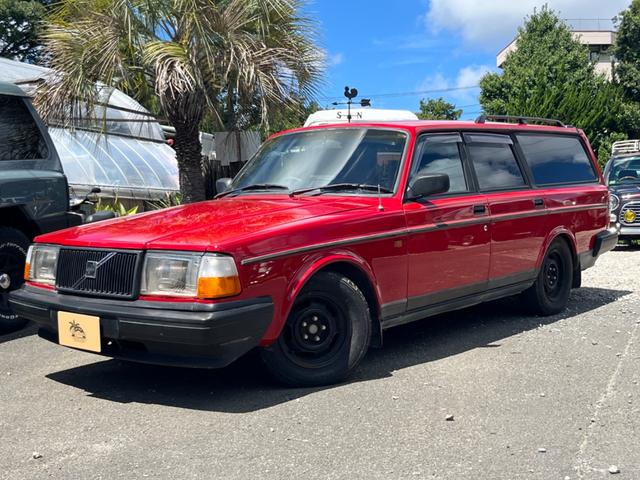 ボルボ 240 1989年モデルの価格・グレード一覧 価格.com