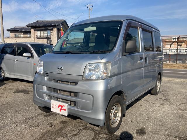 ダイハツ ハイゼットカーゴ DX 4WD 5速MT 軽バンの中古車