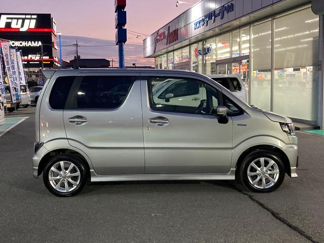 ワゴンRカスタムZ 【決算】HYBRID ZX 3型 オーディオレスの