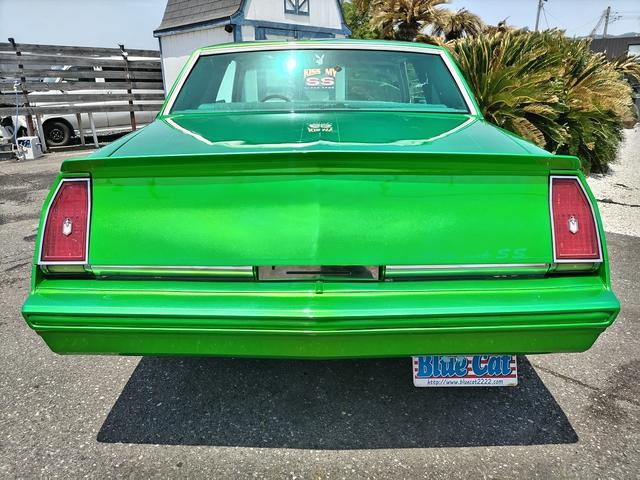 シボレー シボレーモンテカルロ 1983年モデル モンテカルロSS 8