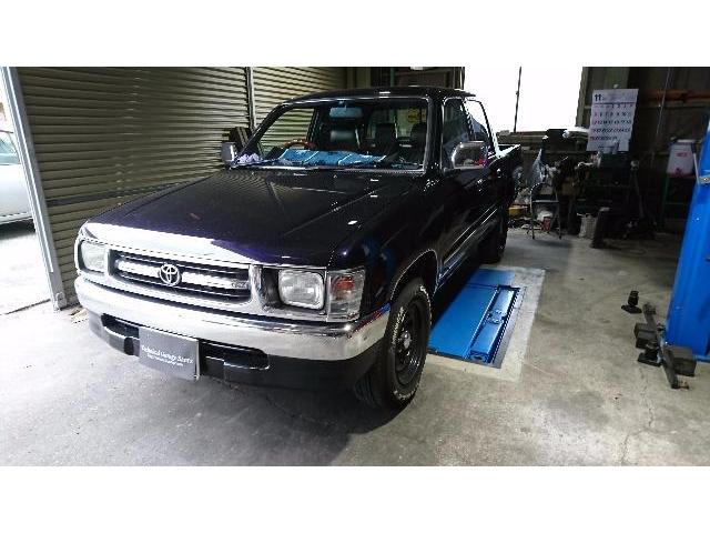 ハイラックスにローダウンブロックの取り付け｜グーネットピット