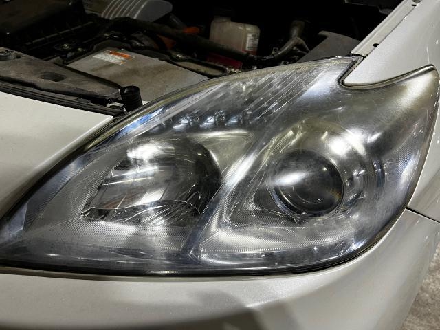 トヨタ 30 プリウス 前期 ヘッドライトリフレッシュ ヘッドライト磨き