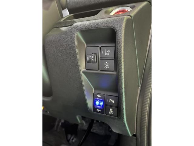 ホンダ N－VAN USB増設 認証整備工場 持込取付 持込交換 奈良市