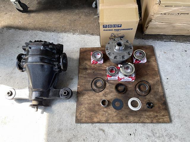 滋賀オートライフハノ トヨタ「ソアラ」(JZZ30)のデフの異音修理と