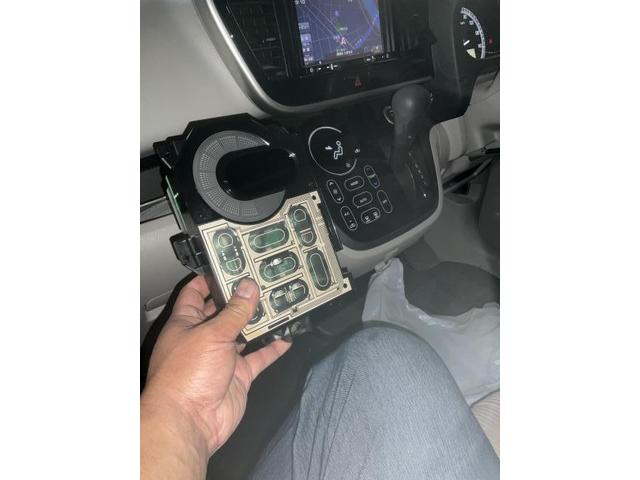 デイズ 日産 左ドアミラー格納修理 エアコンパネル交換修理 カメラ付き