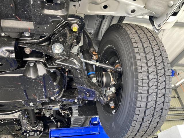 TOYOTA トヨタ ハイエース 千葉県 足回りパーツ取付 ショック