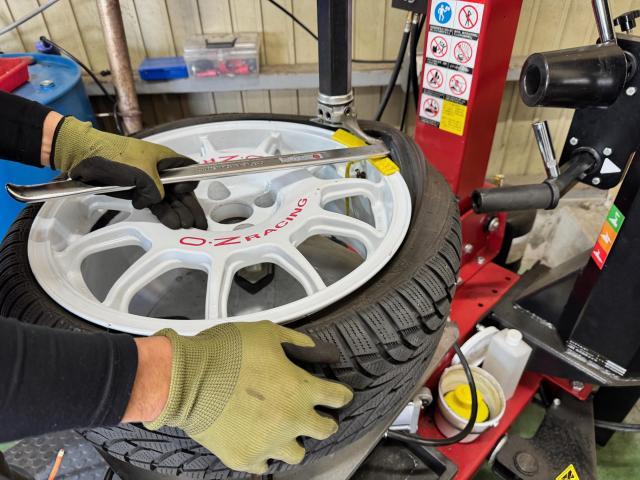 アバルト 595 純正サスペンション リフレッシュ KONIサス スポーツ