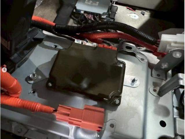 エスティマハイブリッド、2度目のバッテリー交換で復活！ ボルテージ