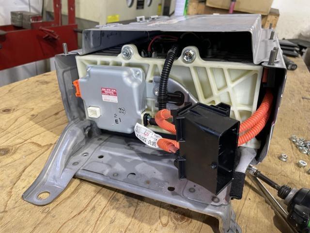 ハリアー30アルファード30ヴェルファイア ボルテージセンサー