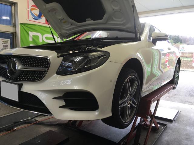 メルセデスベンツ Eクラス E300クーぺ エンジンオイル交換 TOTAL 5W-40