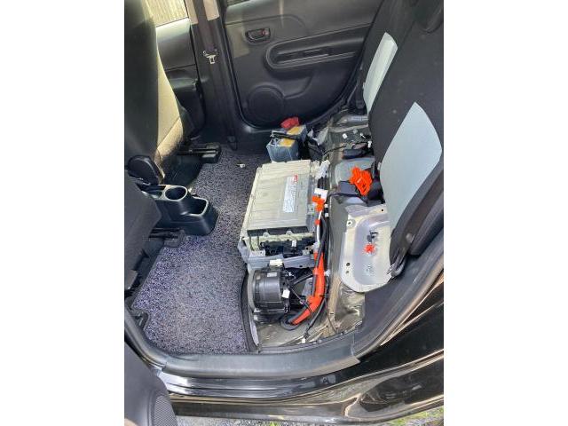 トヨタ アクア ハイブリッドバッテリー交換 TOYOTA AQUA HVバッテリー